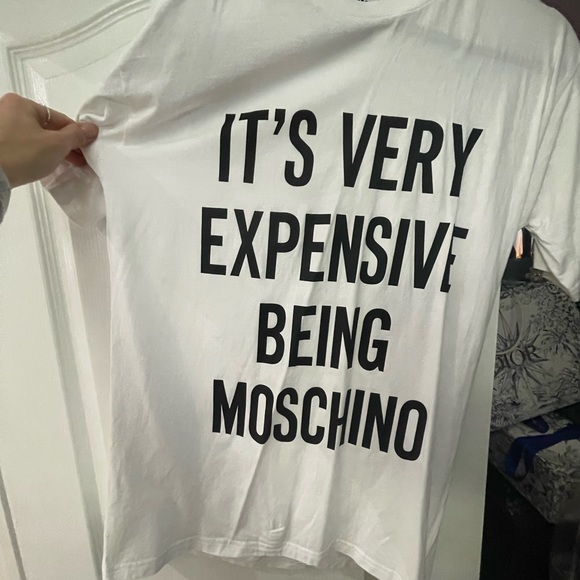 Love Moschino perfect condition boxy t-shirt. - Picture 2 of 3